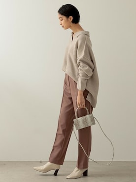 「アイテム（トップス、ベージュ系）」を使った、reedit_officialさん（レディース・162cm）の秋コーディネート