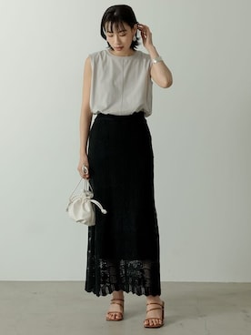 「ナロースカート」｜「アイテム（サンダル）」を使った、reedit_officialさん（レディース・162cm）の春コーディネート