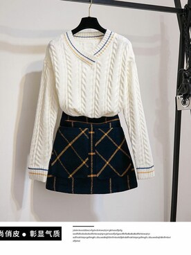 「WINTER STYLE」｜「アイテム（トップス）」を使った、Rina Lina  Josephさん（レディース・157cm）の秋コーディネート