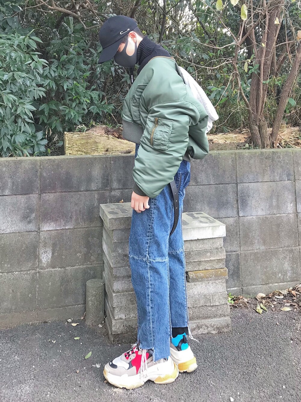 「vetements、BALENCIAGA、Levi's、あったかコーデ、ヴェトモン、バレンシアガ、タートルネック、プチプラ、赤ちゃん」｜「MACK BARRYの【MACK BARRY】ストラップキャップ（キャップ、ブラック系）」を使った、1ts my lifeさん（キッズ・129cm）の冬コーディネートの1枚目の写真