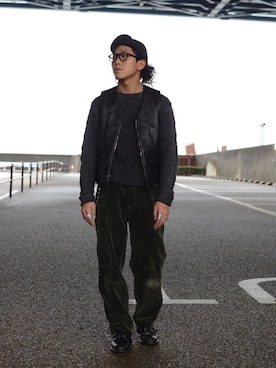 ニット セーターを使った レザーベスト のメンズ人気ファッションコーディネート ユーザー ショップスタッフ Wear