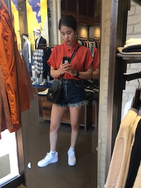 「AZUL（アズール）のアイテム（アクセサリー）」を使った、なりさん（レディース・164cm）の春コーディネート