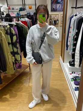 「沖縄」｜「アイテム（スウェット）」を使った、なりさん（レディース・164cm）の春コーディネート