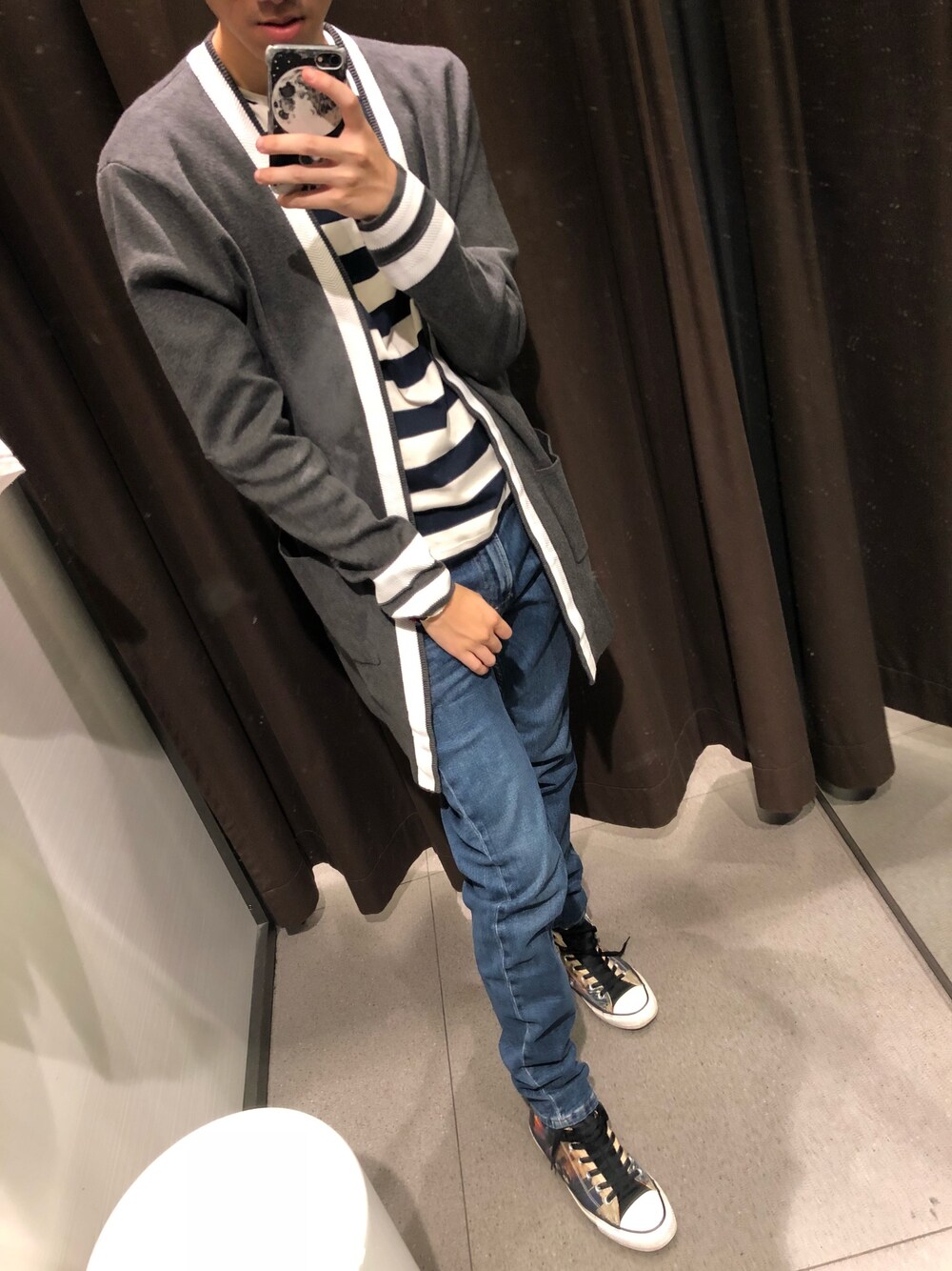 「autumn、秋季 」｜「ZARAのアイテム（その他アウター、グレー系）」を使った、notgoodboyさん（メンズ・178cm）の秋コーディネートの1枚目の写真
