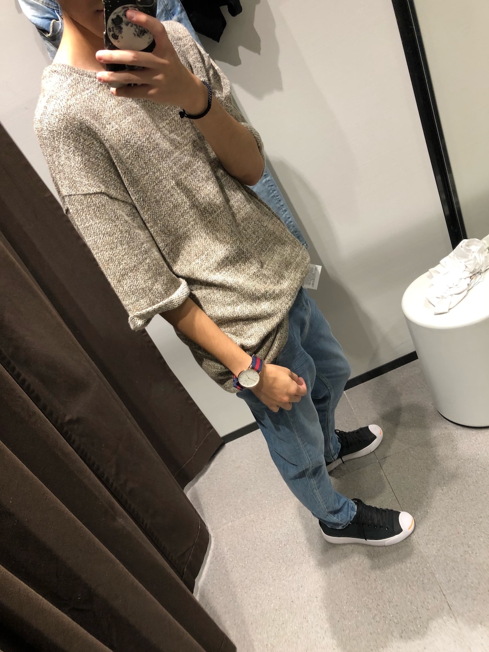 「autumn、秋季 」｜「ZARAのアイテム（ニット/セーター、ゴールド系）」を使った、notgoodboyさん（メンズ・178cm）の秋コーディネートの1枚目の写真