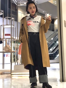 「ディーゼル」｜「アイテム（トレンチコート）」を使った、yoshimiさん（レディース・166cm）の冬コーディネート