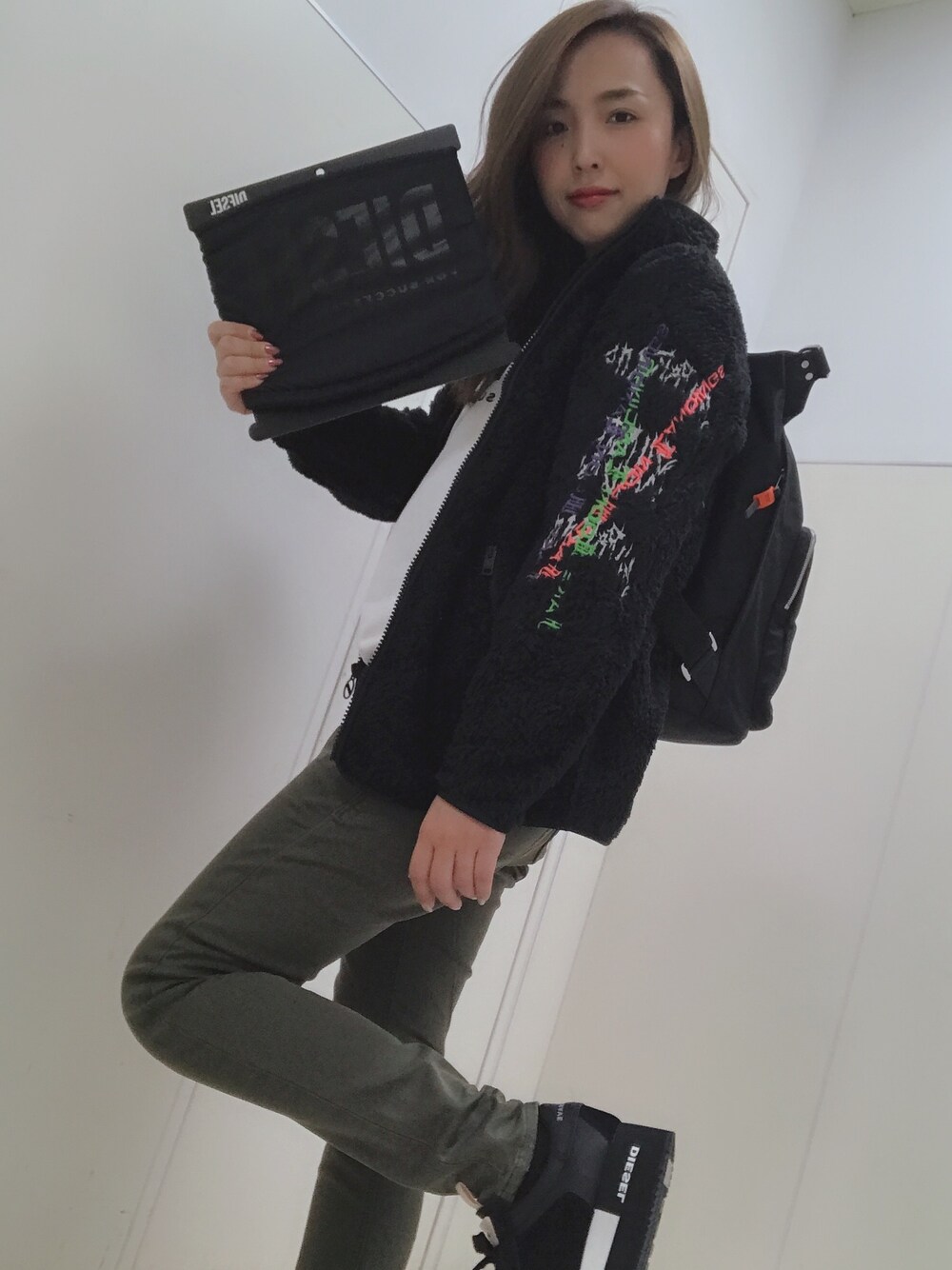 DIESEL（ディーゼル）の「レディース スクエアバックパック（バック 