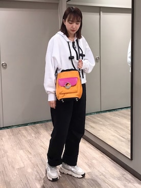 「春めきシューズ」｜「アイテム（雑貨/ホビー）」を使った、yoshimiさん（レディース・166cm）の春コーディネート