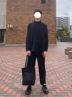「GU（ジーユー）のアイテム（スラックス）」を使った、manamu さん（メンズ・186cm）の春コーディネート