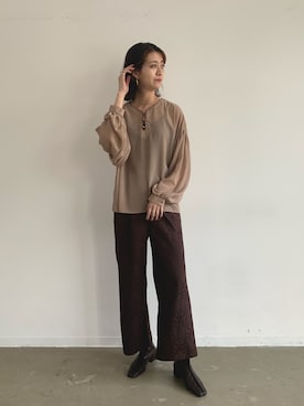 「VACANCY（ヴァカンシー）のアイテム（パンツ）」を使った、sakioさん（レディース・170cm）の秋コーディネート