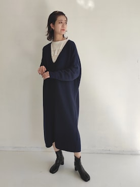 「アイテム（ワンピース、ブルー系）」を使った、sakioさん（レディース・170cm）の秋コーディネート