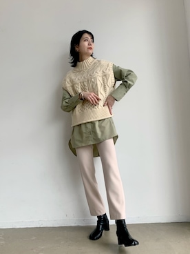 「アイテム（Tシャツ/カットソー、グリーン系）」を使った、sakioさん（レディース・170cm）の冬コーディネート