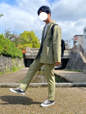 「Rocky Monroe（ロッキーモンロー）の【セットアップ】オーバーサイズ ポリトロテーラードジャケット＆テーパードパンツ（セットアップ、グリーン系）」を使った、たかさん（メンズ・168cm）の春コーディネート