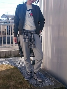 「お揃い」｜「アイテム（ブルゾン）」を使った、ERRIさん（レディース・160cm）の冬コーディネート