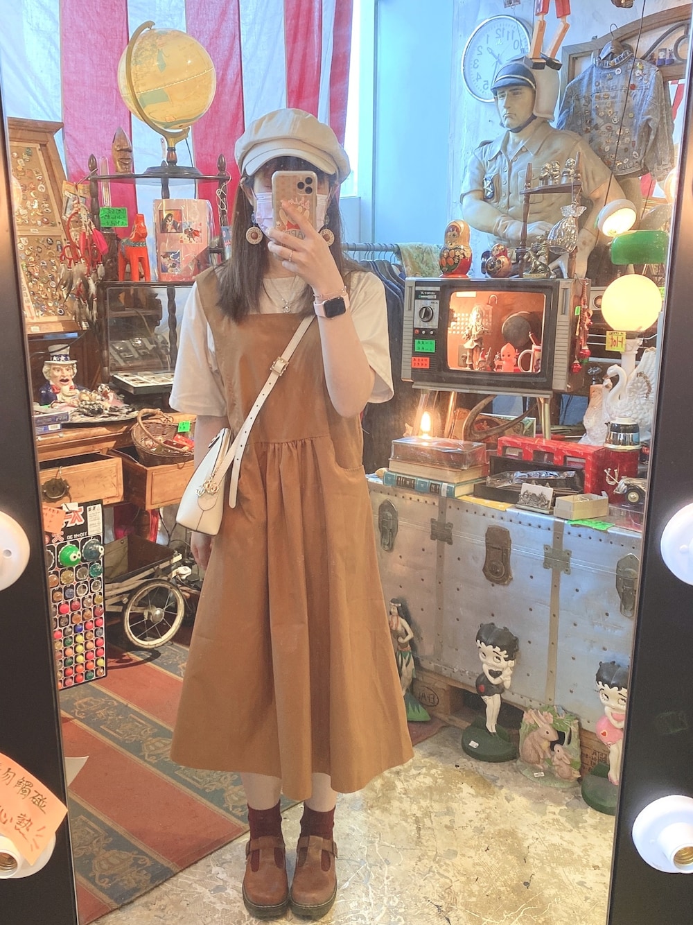 「titicacaのアイテム（シューズ、ブラウン系）」を使った、Manmanさん（レディース・153cm）の春コーディネートの1枚目の写真