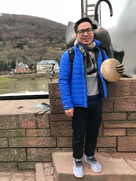 「TAKEO KIKUCHI（タケオキクチ）のアイテム（その他トップス）」を使った、王聖閔さん（メンズ・170cm）の冬コーディネート