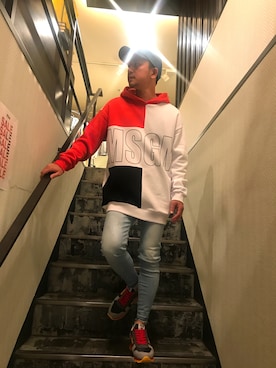 「MSGM（エムエスジーエム）のアイテム（パーカー）」を使った、HIDEさん（メンズ・170cm）の夏コーディネート