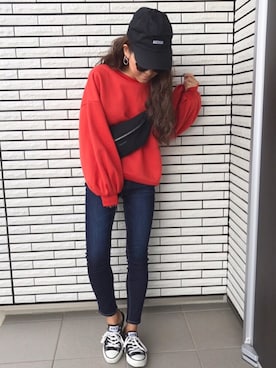 「AZUL by moussy（アズールバイマウジー）のパフ デニム スキニー（デニムパンツ）」を使った、12anna23さん（レディース・159cm）の秋コーディネート