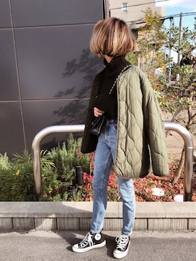 「MOUSSY（マウジー）のMVS SKINNY（デニムパンツ）」を使った、12anna23さん（レディース・159cm）の冬コーディネート