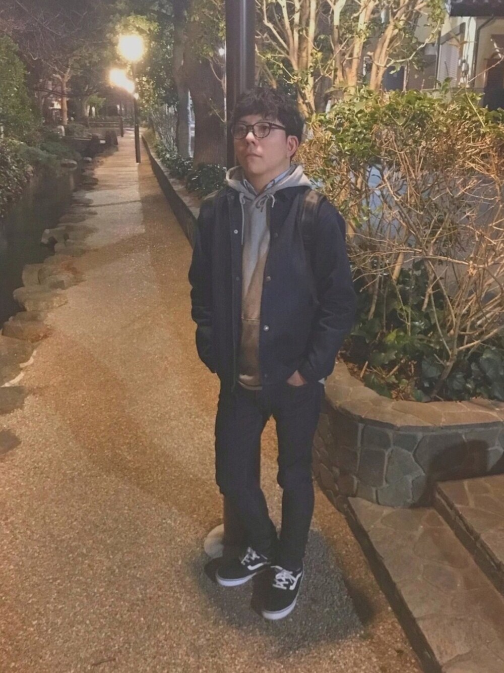「カジュアルコーデ、おしゃれさんと繋がりたい、GU、デニムセットアップ風、LIDnM、オールドスクール、いいね＆フォロー よろしくお願いします！」｜「LIDNMのiSKOハイストレッチスキニー【ネイビー】（デニムパンツ、ブルー系）」を使った、SUPERBOYさん（メンズ・163cm）の冬コーディネートの1枚目の写真