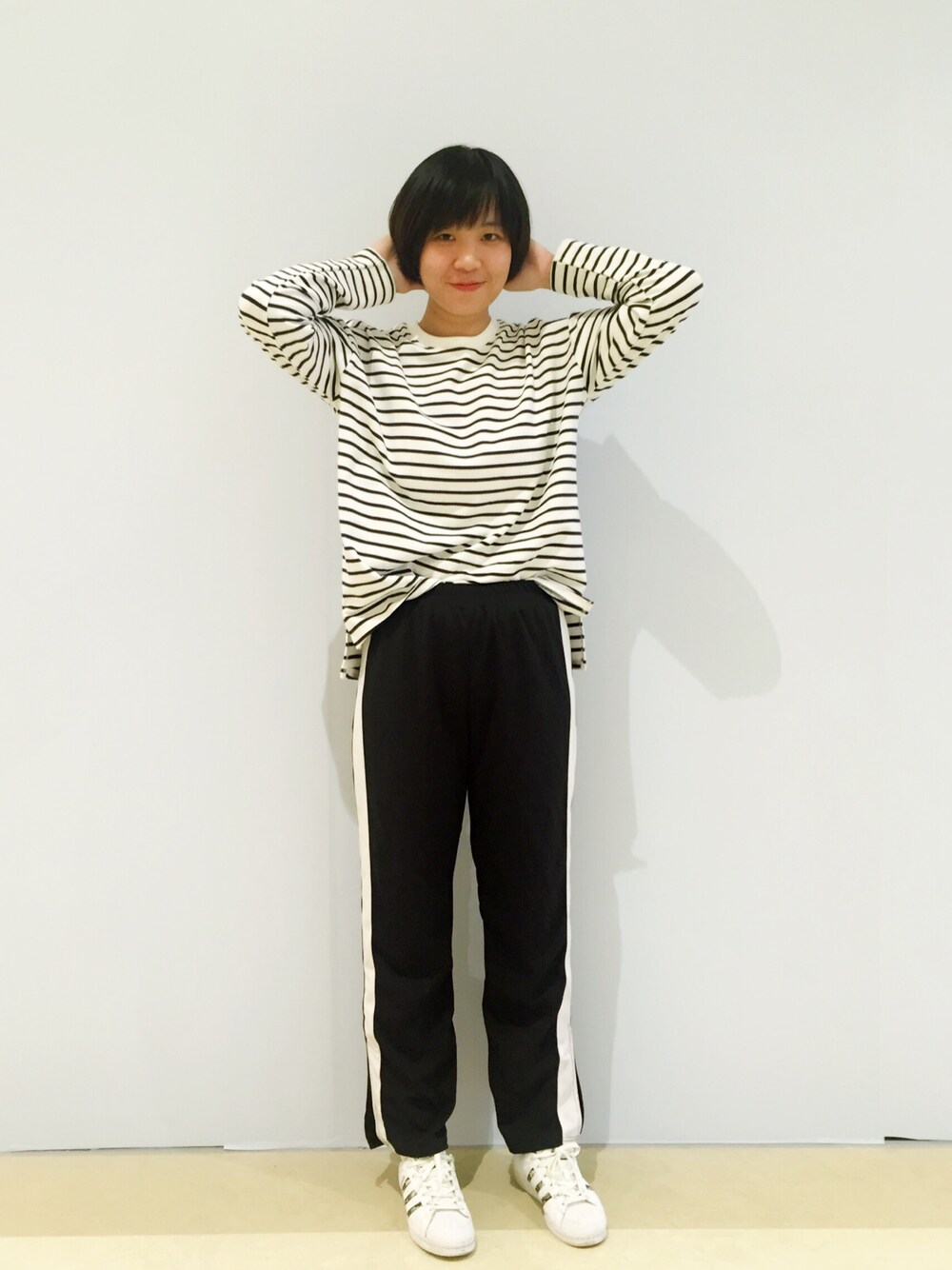 「天河城」｜「MUJI Laboのアイテム（パーカー、ホワイト系）」を使った、桃子心里没有虫さん（レディース・172cm）の秋コーディネートの1枚目の写真