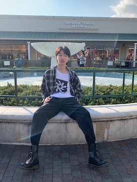 「Gosha Rubchinskiy（ゴーシャラブチンスキー）のアイテム（Tシャツ/カットソー、ホワイト系）」を使った、Kouさん（メンズ・177cm）の春コーディネート