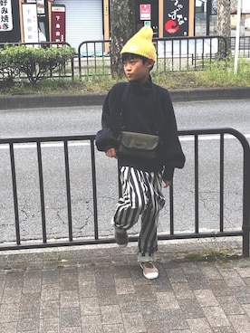 「mici（ミチ）のアイテム」を使った、aoi erikaさん（キッズ・127cm）の春コーディネート