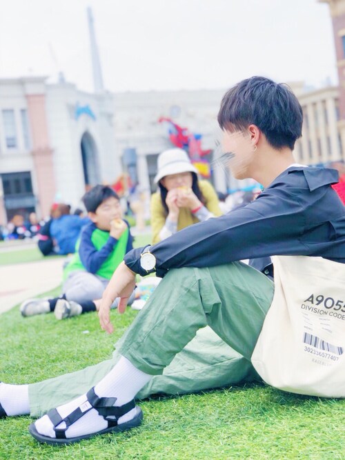 メンズもレディースも どんな色にもばっちり合うカーキパンツ 季節別にコーデをご紹介 おすすめも大特集 Unisize ユニサイズ