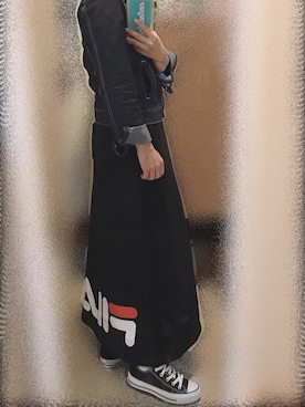 「antiqua」｜「アイテム（デニムジャケット）」を使った、MAYUCHIさん（レディース・156cm）の春コーディネート