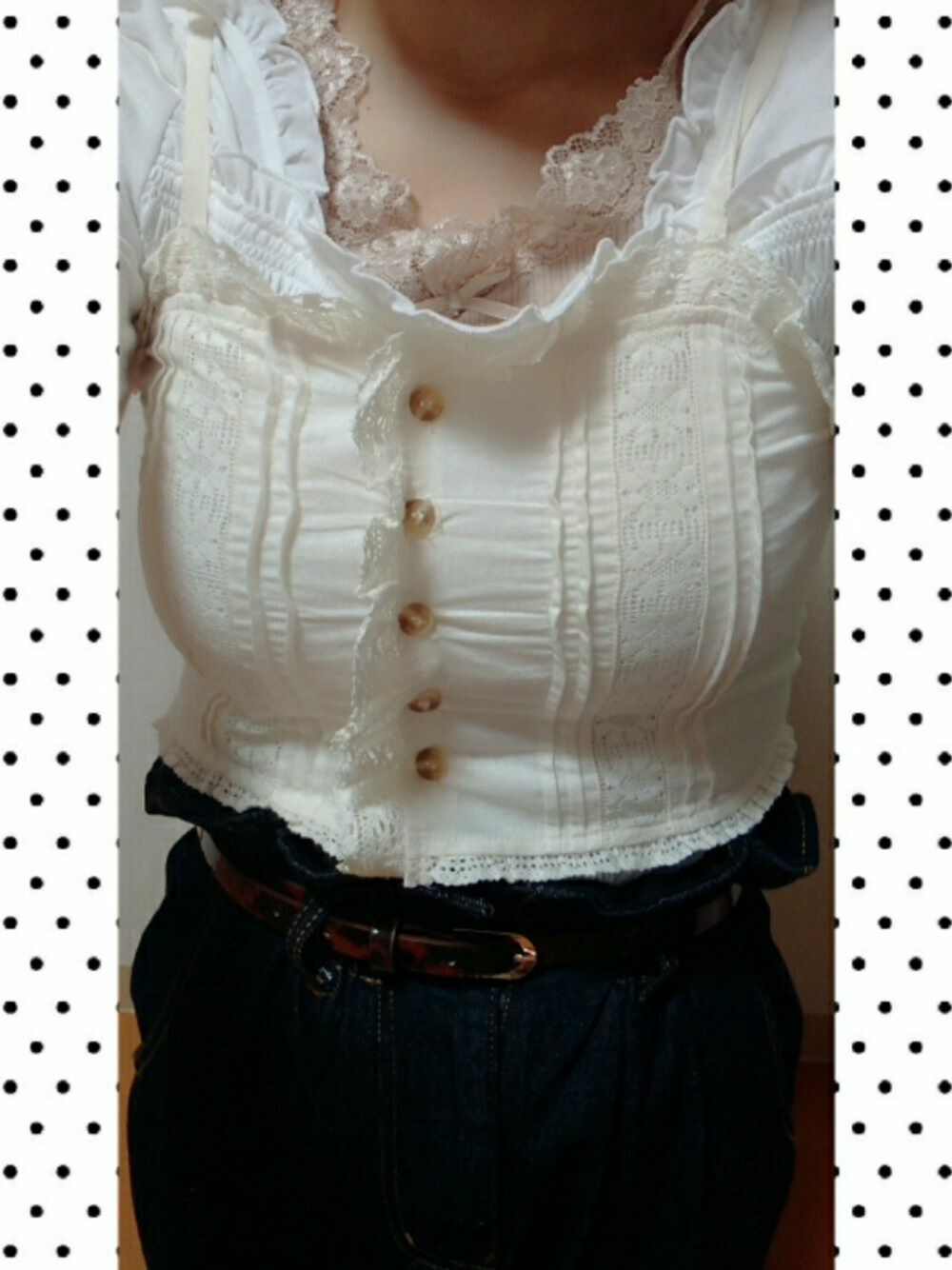 「カジュアル、大人カジュアル、ootd、レース、nice claup」｜「NICE CLAUPのアイテム（デニムパンツ、ブラック系）」を使った、さやかさん（レディース・156cm）の秋コーディネートの1枚目の写真