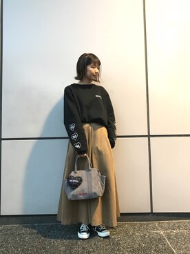「CONVERSE（コンバース）の【CONVERSE】コンバース WOMENS ALLSTAR OX ウィメンズ オールスター ローカット（スニーカー）」を使った、杉本  奈々子さん（レディース・155cm）の秋コーディネート