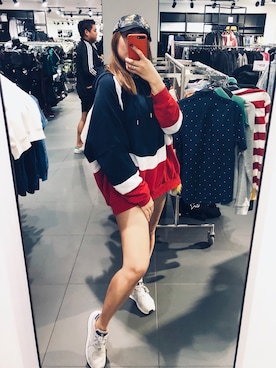 「H&M（エイチ・アンド・エム）のアイテム（ライダースジャケット、ホワイト系）」を使った、Yanさん（レディース）の秋コーディネート