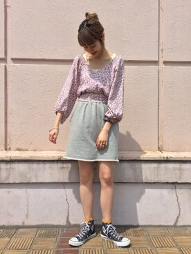 Kawasumi  Tomomiさんの「＜再再入荷＞スウェット裁ちきりスカート」を使ったコーディネート