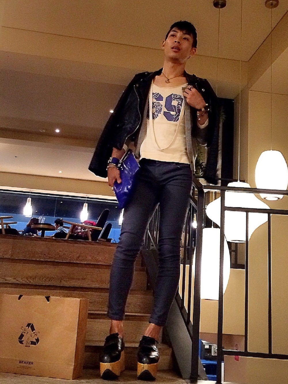 「Vivienne Westwood、ロッキンホース、ACNE、맨투맨、BALENCIAGA、black、blue、jacket 、ridersjacket」｜「Vivienne Westwoodのvivienne westwood solid ORB ring（リング、シルバー系）」を使った、Salon Camouflageさん（メンズ・176cm）の秋コーディネートの1枚目の写真