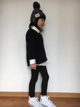 「OLD NAVY（オールドネイビー）のアイテム（ニット/セーター、ブラック系）」を使った、⭐️YU⭐️さん（キッズ・131cm）の冬コーディネート