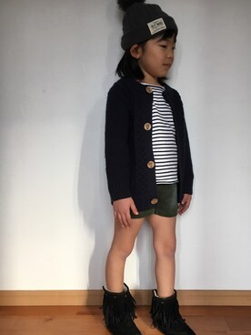 「coen（コーエン）のアイテム（カーディガン/ボレロ、ブルー系）」を使った、⭐️YU⭐️さん（キッズ・131cm）の冬コーディネート