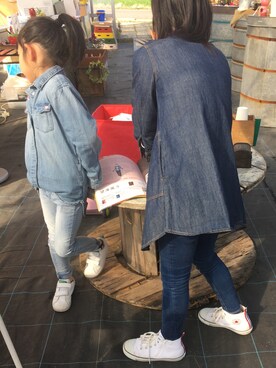 「H&M DIVIDED（エイチアンドエム　ディヴァイデッド）のアイテム（シャツ/ブラウス、ブルー系）」を使った、⭐️YU⭐️さん（キッズ・131cm）の春コーディネート