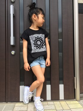 「GAP（ギャップ）のアイテム（デニムパンツ、ブルー系）」を使った、⭐️YU⭐️さん（キッズ・131cm）の春コーディネート