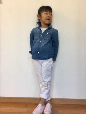 「GAP（ギャップ）のアイテム（シャツ/ブラウス、ブルー系）」を使った、⭐️YU⭐️さん（キッズ・131cm）の春コーディネート