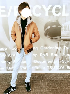 「BEAMS HEART（ビームスハート）のアイテム（ブルゾン、ブラウン系）」を使った、イツキさん（メンズ・176cm）の冬コーディネート