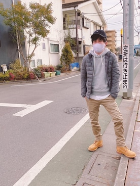「BACK NUMBER（バックナンバー）のアイテム（チノパンツ）」を使った、宮市 浩人さん（メンズ・167cm）の冬コーディネート