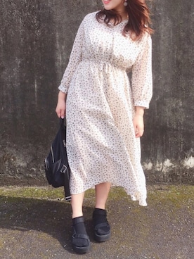 「Teva（テバ）のTeva / プラットフォーム ユニバーサル（サンダル）」を使った、蝉Semiさん（レディース・153cm）の春コーディネート