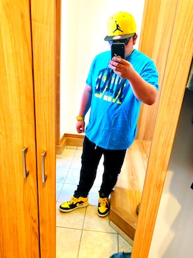 キャプテンDDTさんのコーディネート