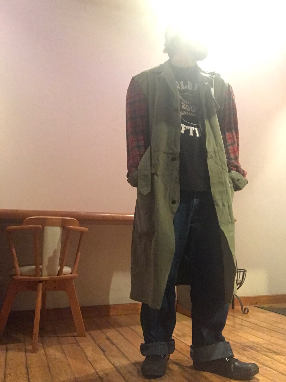 「軍パン、カーゴパンツ、ネルシャツ、チェツクシャツ、FRUIT OF THE LOOM、リメイク、ハンドメイド、古着リメイク、カーキ、冬」｜「Re:makeのアイテム（ジャケット/アウター、グリーン系）」を使った、MASAさん（メンズ・167cm）の冬コーディネートの1枚目の写真