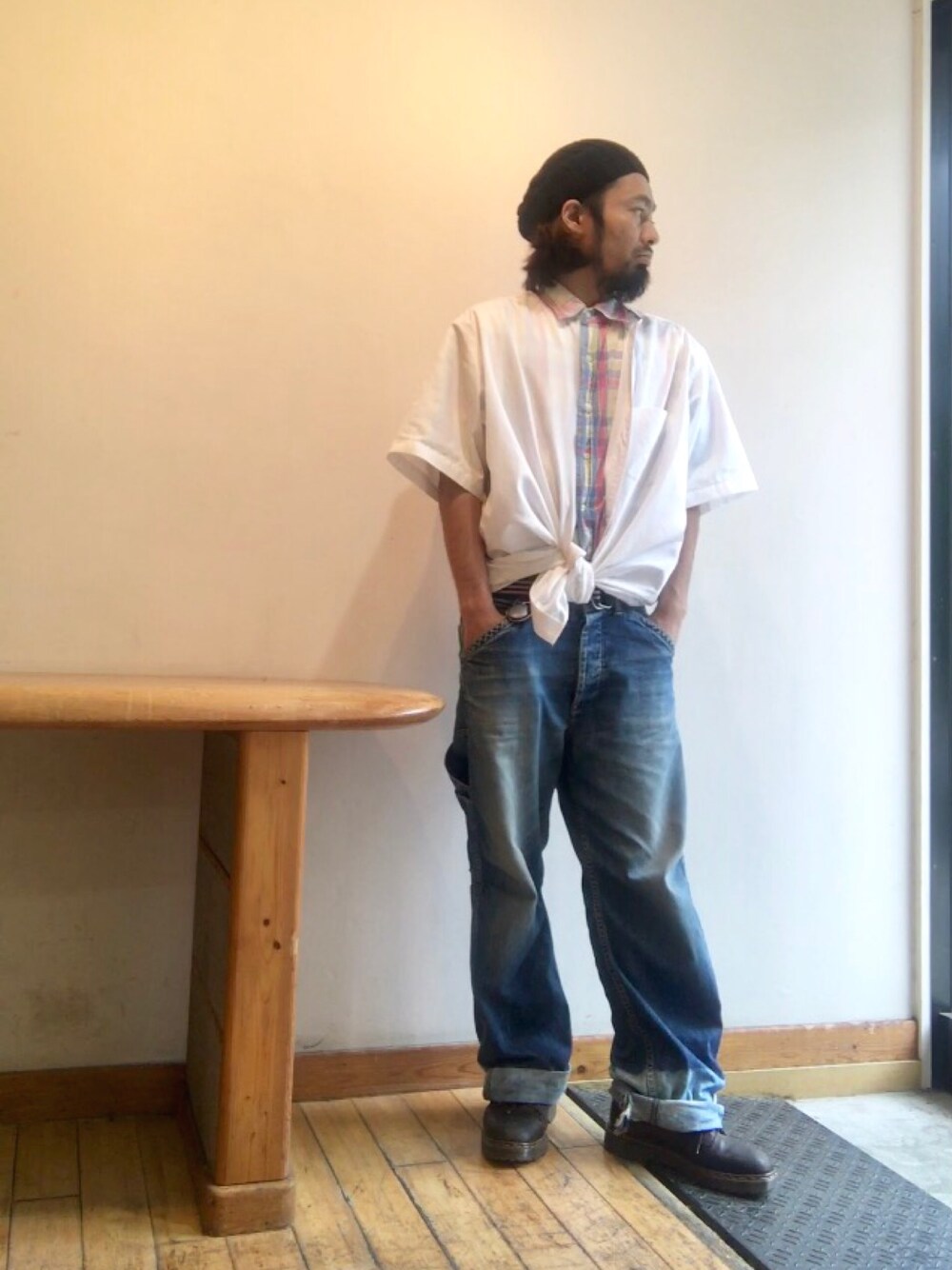 「夏、夏だ！Tシャツ着よう！、ニット帽、ダブルシャツ、コンバース、白シャツ、シンプル、リメイク、南越谷、レイクタウン」｜「CONVERSEのアイテム（シャツ/ブラウス、その他）」を使った、MASAさん（メンズ・165cm）の夏コーディネートの1枚目の写真
