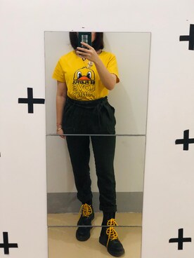 「H&M（エイチ・アンド・エム）のアイテム（その他パンツ、グリーン系）」を使った、Miaa酱さん（レディース・147cm）の冬コーディネート