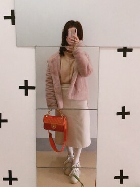 「🍑のアイテム（トートバッグ、オレンジ系）」を使った、Miaa酱さん（レディース・147cm）の春コーディネート