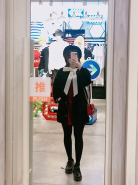 「🍑のアイテム（ワンピース、レッド系）」を使った、Miaa酱さん（レディース・147cm）の春コーディネート