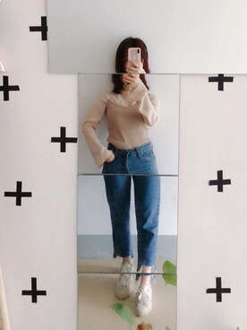 「大哥团のアイテム（Tシャツ/カットソー、ベージュ系）」を使った、Miaa酱さん（レディース・147cm）の春コーディネート