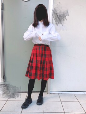 「光のアイテム（スカート、レッド系）」を使った、🍵さん（レディース・153cm）の冬コーディネート